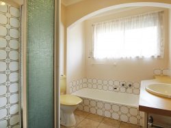 Unit 2/56 Kerr St, Warrnambool VIC 3280, Australia
