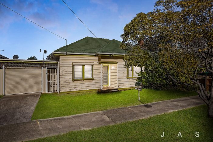 5 Howard St, Maidstone VIC 3012, Australia