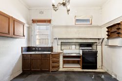 5 Howard St, Maidstone VIC 3012, Australia