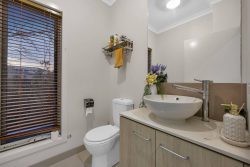 32 Hummingbird Boulevard, Tarneit VIC 3029, Australia