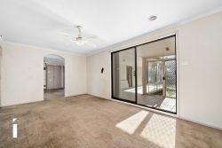 5 Pringle St, Charnwood ACT 2615, Australia