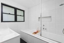 101 Langford Dr, Kariong NSW 2250, Australia