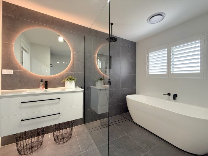 22 Keevil Dr, Young NSW 2594, Australia
