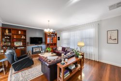 45 Rita Ave, Rostrevor SA 5073, Australia