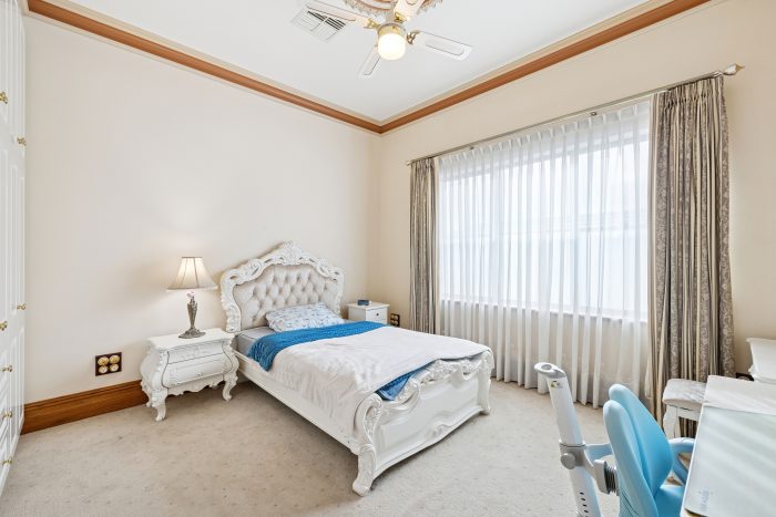 27 The Walk, Mawson Lakes SA 5095, Australia
