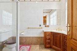 27 The Walk, Mawson Lakes SA 5095, Australia