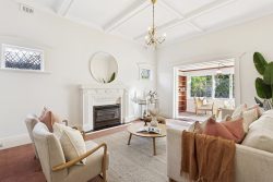 18 Warwick Ave, Toorak Gardens SA 5065, Australia