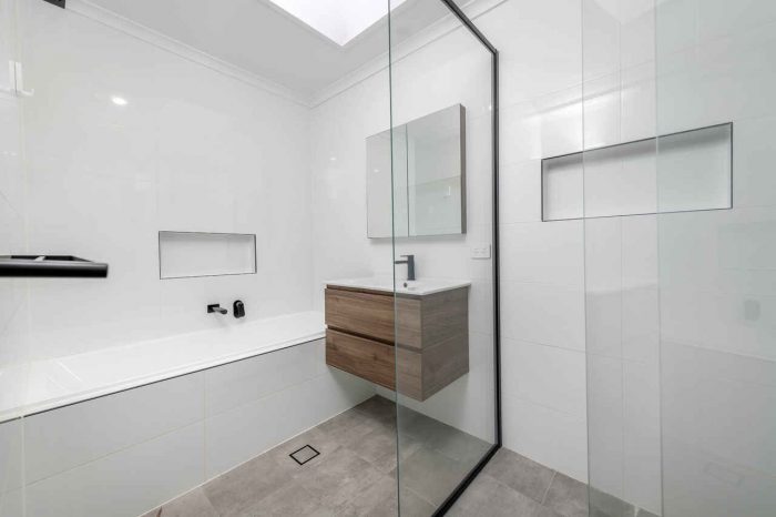 6 Langlands Cl, Calwell ACT 2905, Australia
