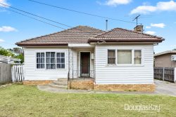 8 Leonard Ave, St Albans VIC 3021, Australia