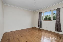 8 Leonard Ave, St Albans VIC 3021, Australia