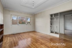 8 Leonard Ave, St Albans VIC 3021, Australia