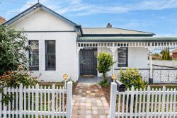 40 Lord St, Sandy Bay TAS 7005, Australia