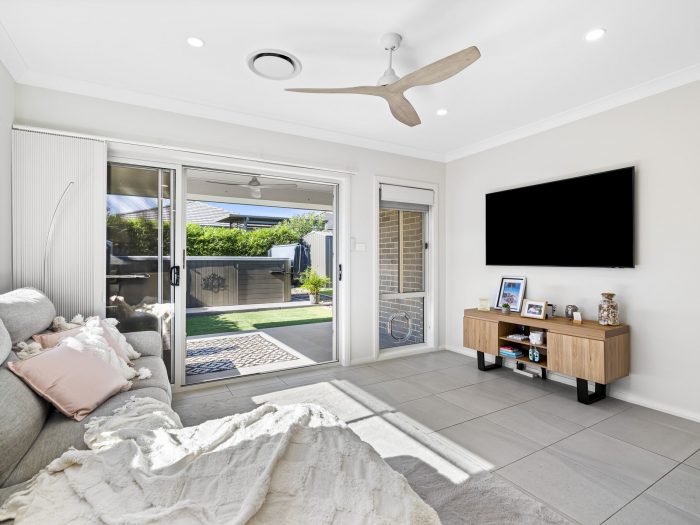 76 Loretto Way, Hamlyn Terrace NSW 2259, Australia