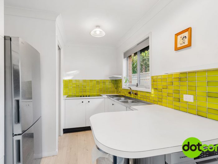 Unit 8/294 Main Rd, Toukley NSW 2263, Australia
