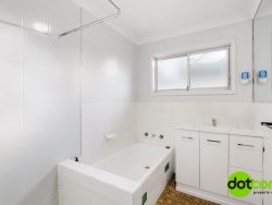 Unit 8/294 Main Rd, Toukley NSW 2263, Australia