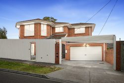 11 Middle Rd, Malvern East VIC 3145, Australia