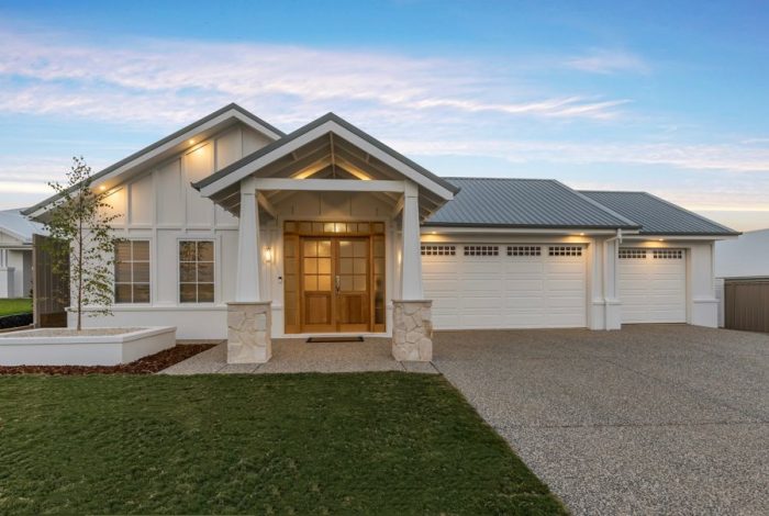 6 Mitta Mitta Pl, Gobbagombalin NSW 2650, Australia