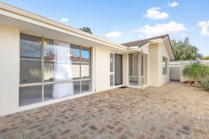 17A Tuart Rd, Greenwood WA 6024, Australia