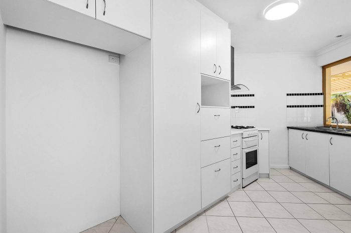 17A Tuart Rd, Greenwood WA 6024, Australia