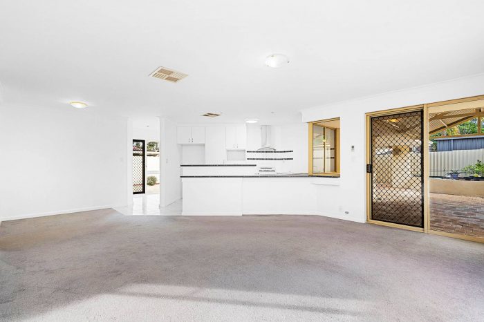 17A Tuart Rd, Greenwood WA 6024, Australia