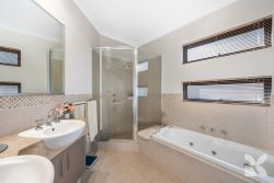 78 Caspian Dr, Wannanup WA 6210, Australia