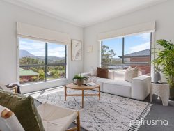 25 Moir Rd, Kingston TAS 7050, Australia
