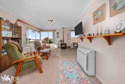 38 Morrisby St, Rokeby TAS 7019, Australia