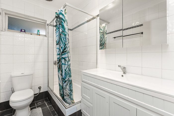 82 Ida St, Eden Hill WA 6054, Australia