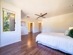5 Paperbark St, Hamlyn Terrace NSW 2259, Australia