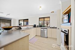 19 Pembroke St, College Grove WA 6230, Australia