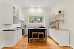 90 Pentland Parade, Yarraville VIC 3013, Australia