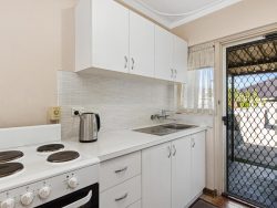39B Hannans St, Morley WA 6062, Australia