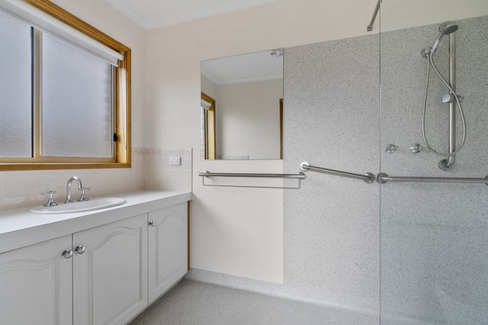 17 Ravensbourne Pl, Old Beach TAS 7017, Australia