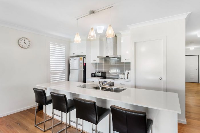 17 Rockleigh St, Wyong NSW 2259, Australia