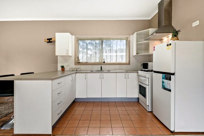 4 Sims Rd, Kinglake Central VIC 3757, Australia