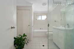 Unit 6/5 Stonebridge Dr, Cessnock NSW 2325, Australia