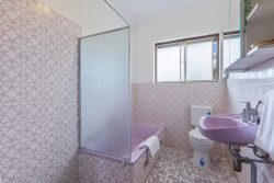 15 Robbie Dr, Reynella East SA 5161, Australia