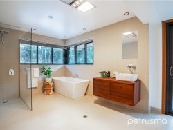 30 Romilly St, South Hobart TAS 7004, Australia