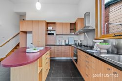 16 Ryde St, North Hobart TAS 7000, Australia