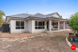 255 Sailors Gully Rd, Sailors Gully VIC 3556, Australia
