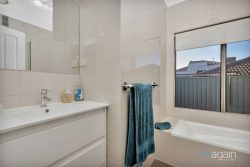 6 Kingfisher Dr, Hewett SA 5118, Australia