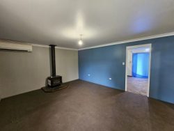 84 St Andrews St, Aberdeen NSW 2336, Australia