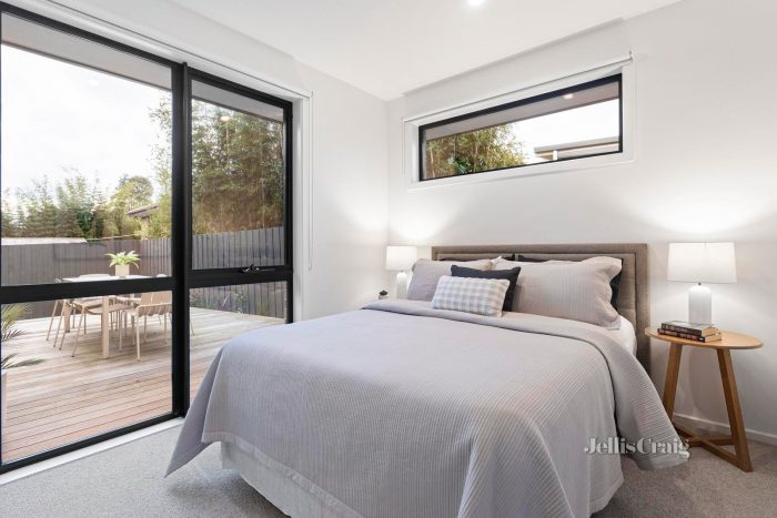 Unit 2/57 Struan Ave, Mooroolbark VIC 3138, Australia