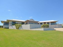 1-3 Whittaker Ct, Craignish QLD 4655, Australia