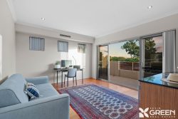 Unit 2/100 Ormsby Terrace, Mandurah WA 6210, Australia