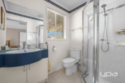 10 Suttonleigh Way, Darley VIC 3340, Australia