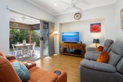 51 Tasmania Ave, Newport QLD 4020, Australia