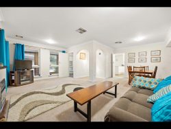 17 Tyers Rd, Roleystone WA 6111, Australia