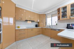 15 Wagstaff St, Edensor Park NSW 2176, Australia