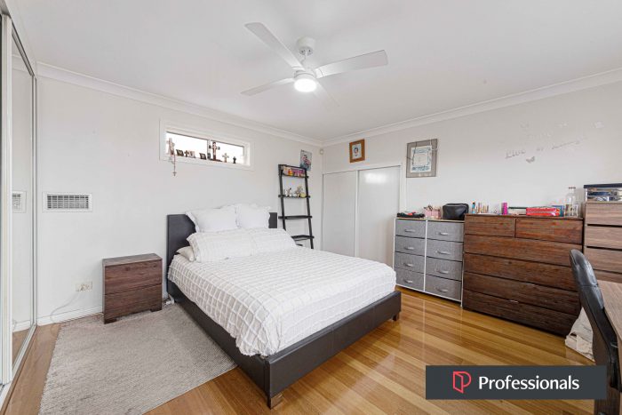 15 Wagstaff St, Edensor Park NSW 2176, Australia